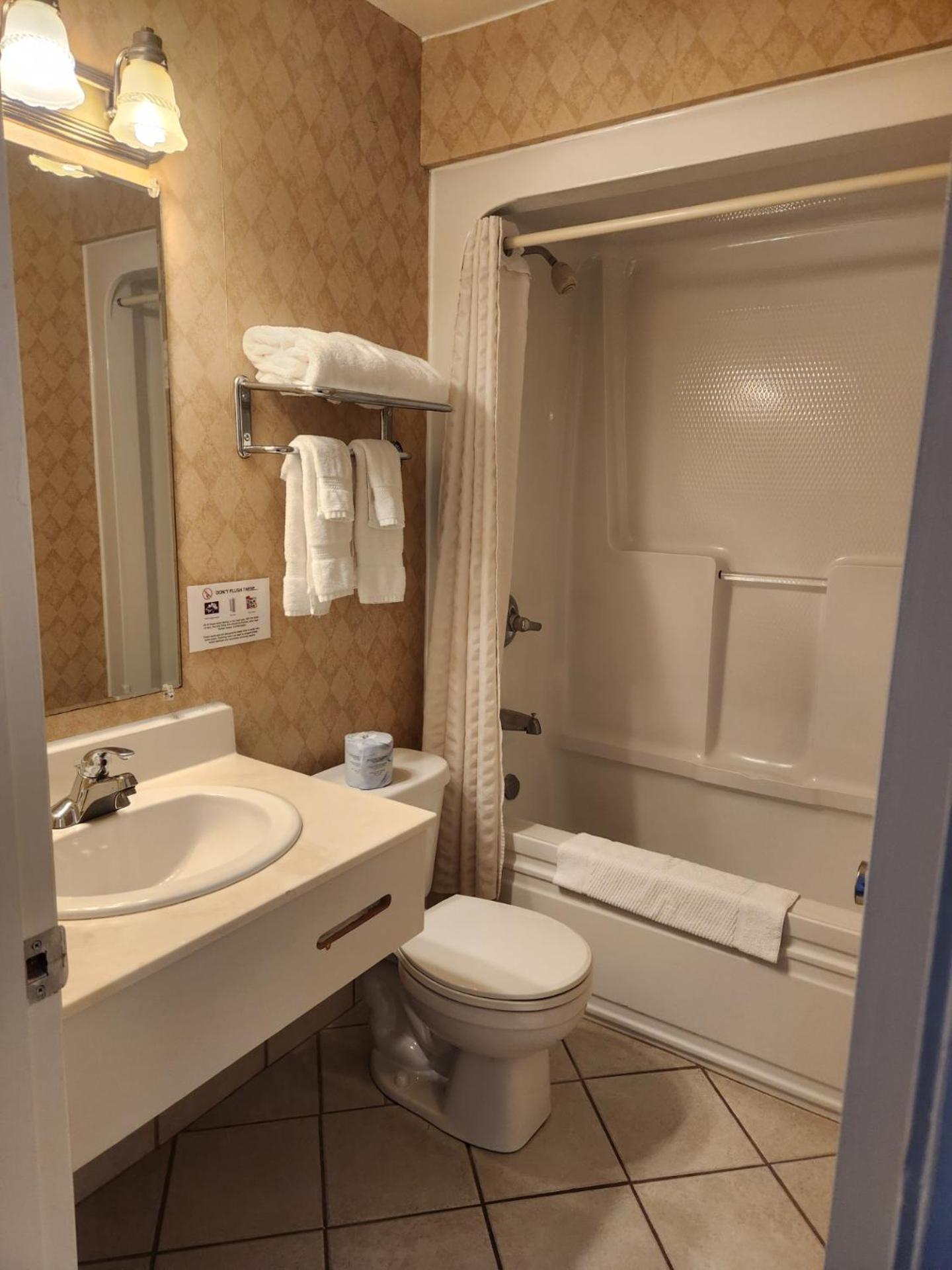 Hotel Travelodge By Wyndham 3*