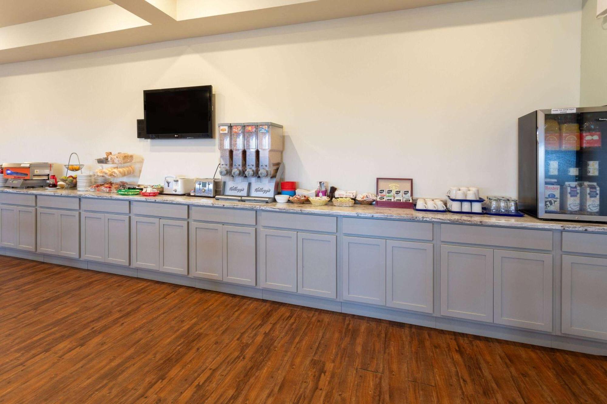 Hotel Travelodge By Wyndham 3*