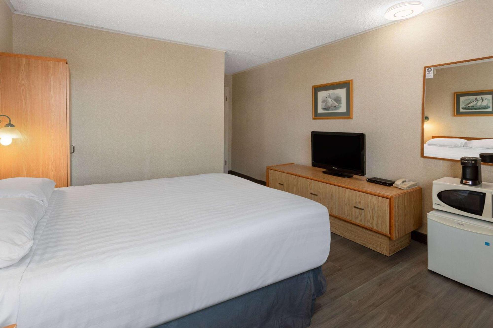 Hotel Travelodge By Wyndham Amherst