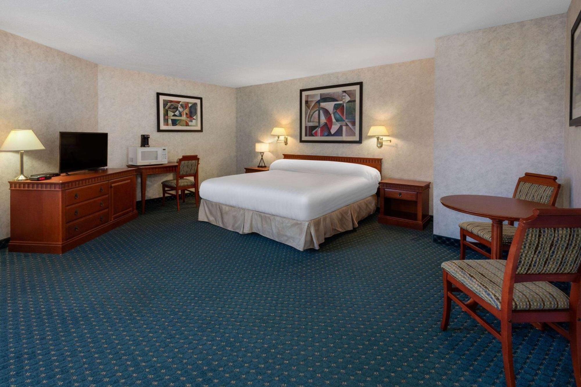 Travelodge By Wyndham Hotel 3*